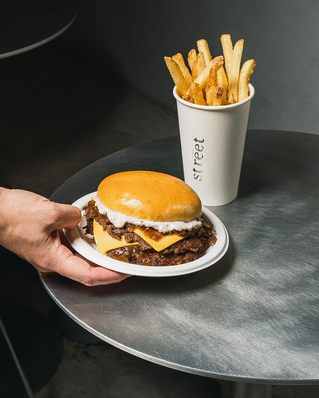 Street_Smash_Burger_Loaction_ Löwenplatz_Picture_1080x1350